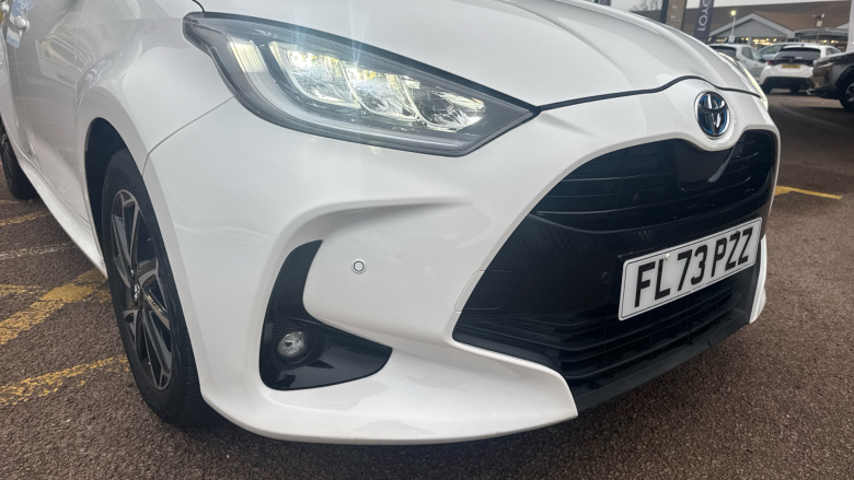 Toyota Yaris 1.5 Hybrid Design 5dr CVT Hybrid Hatchback